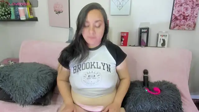 Lele_669 Adlı Modelin Canlı XXX Sohbeti