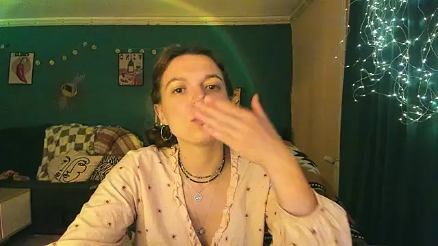ClancyMorissey Adlı Modelin Canlı XXX Sohbeti