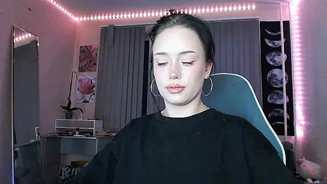 cutefrendlyuser Chat XXX in diretta