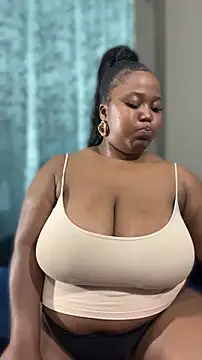 XXX chat uživo modela SultryBusty