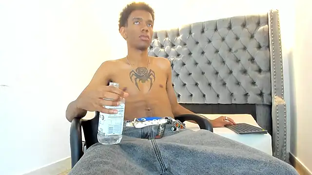 Chat XXX Live nero_reyd