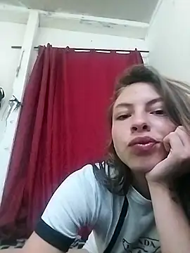 Czat XXX na żywo – scarlet_fox75