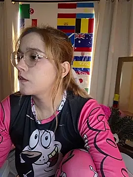 دردشة NaomiShimizu الجنسية المباشرة