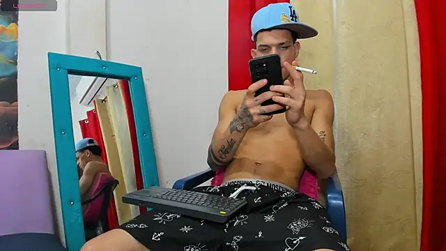 big_hot_boy_ Live XXX-Chat