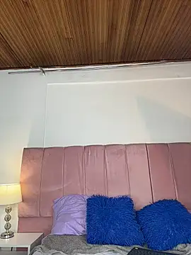 emily_gv1's Live XXX Chat