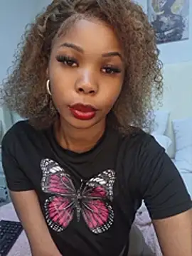Chat XXX en directo de ELAINE_xXxX