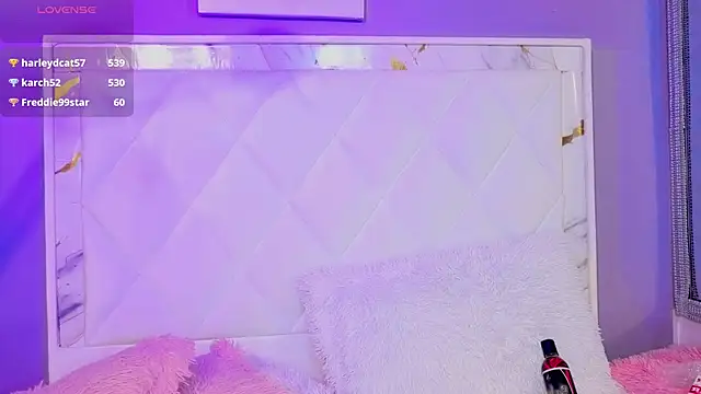 Онлайн чат XXX Dannyhot_
