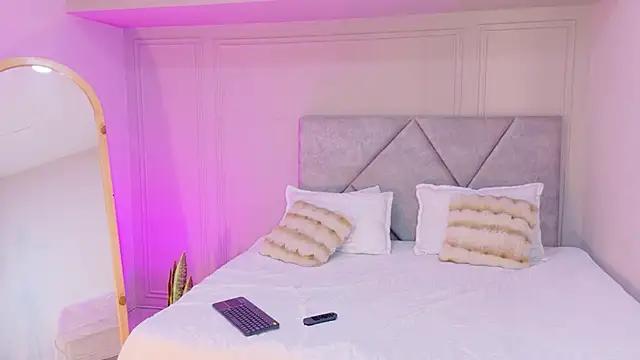 AngelySantoss' Live XXX Chat