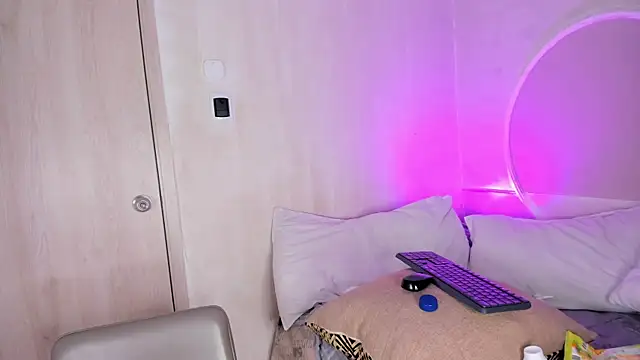 Little_natty_'s Live XXX Chat
