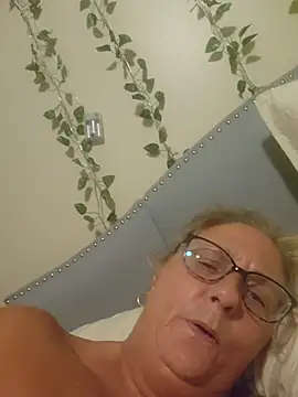Živý XXX chat SultrySummer68
