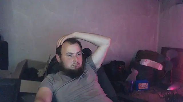 XXX chat uživo modela BIG-COCK-OMG