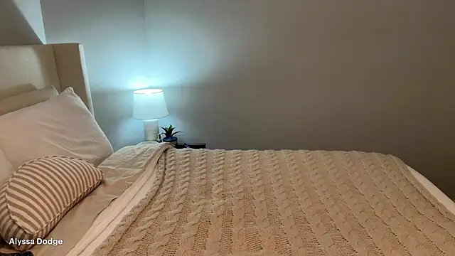 AlyssaDodge's Webcam Show