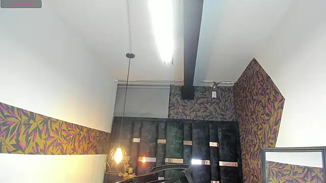 XXX chat uživo modela KatteMilf