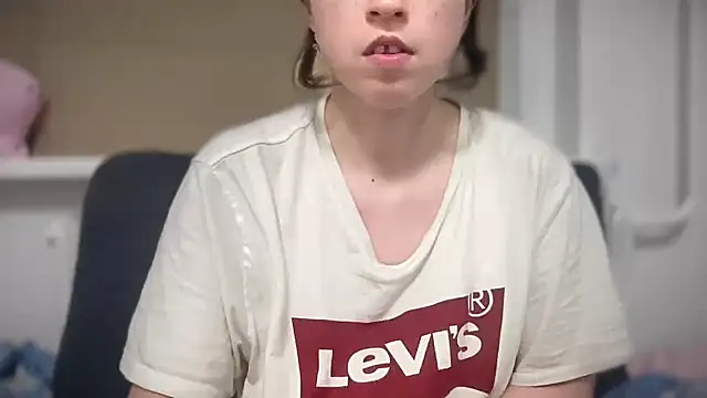 Aphr0ditee Live XXX-Chat