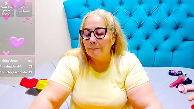 Nayla_Garner Live XXX-chat
