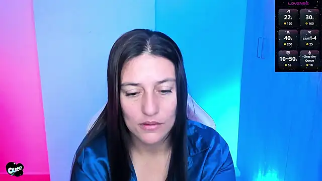 Chatroom XXX en direct de Saskyaa