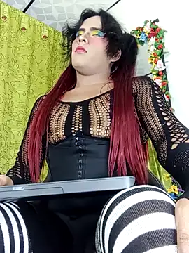 צ'אט XXX בשידור חי של Elektra_bigcock