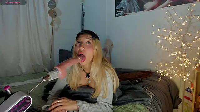 cuteweed420: онлайн-секс-чат