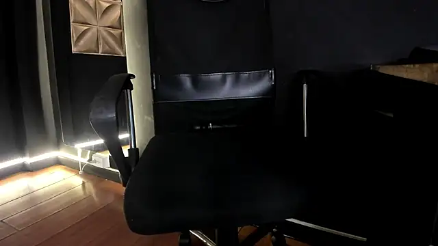 nilosolem's Live XXX Chat