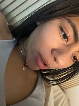 Lilybeeth Adlı Modelin Canlı XXX Sohbeti