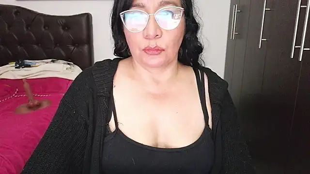 Chat +18 de Grace_mature_milf ao vivo