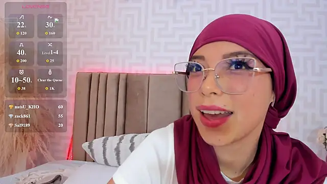 naishaa_ live XXX chat