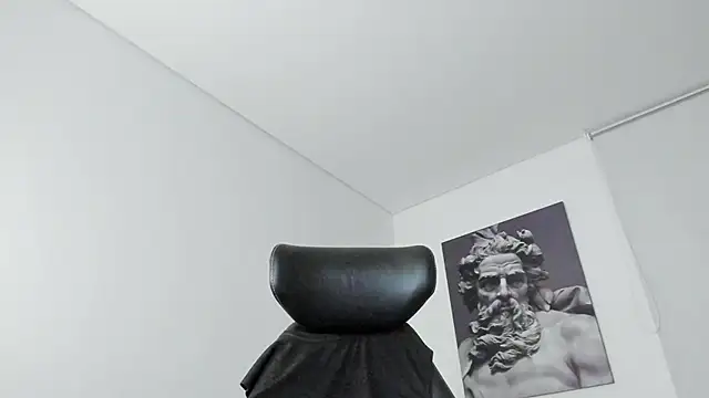 simonleon27 Live XXX-chat