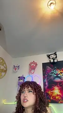 theiamoon's Live XXX Chat