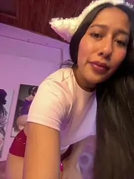Chat +18 de Amelia_Rivas ao vivo