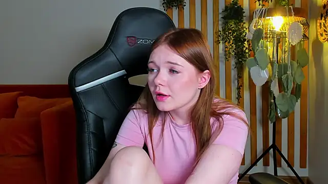 ElinaVale's Live XXX Chat