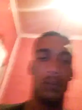 NaughtyGuy0071 Show Webcam