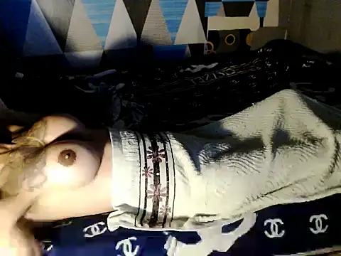 Trish_CurveCock 라이브 XXX 채팅