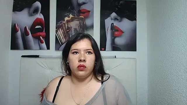 LinaBrowm's Live XXX Chat