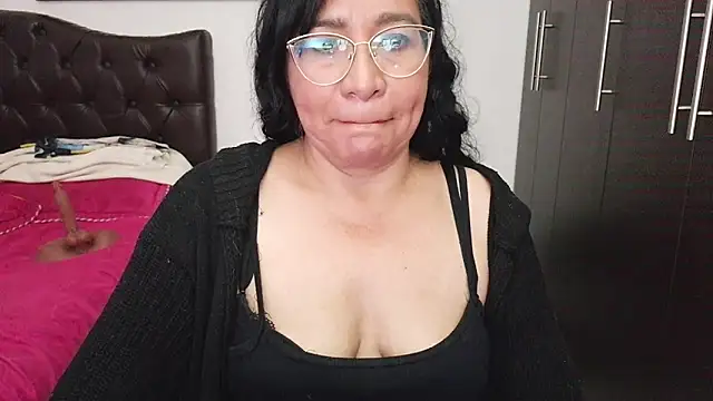 צ'אט XXX בשידור חי של Grace_mature_milf