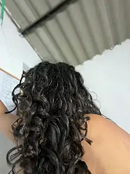 Онлайн чат XXX Simone_Miller