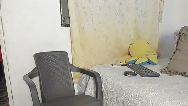 Lara_vela 现场XXX聊天