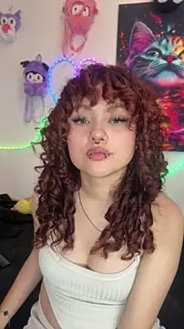 theiamoon's Live XXX Chat