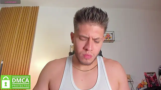 SebastianMaximoff_ élő XXX-chatje