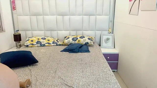 Lizeth_Bels Adlı Modelin Canlı XXX Sohbeti