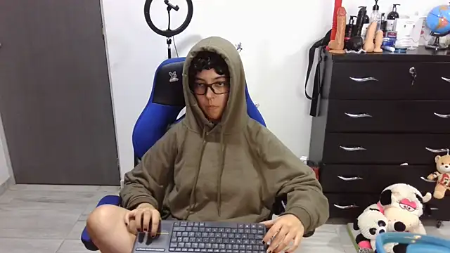 thomascooper7 Chat XXX in diretta