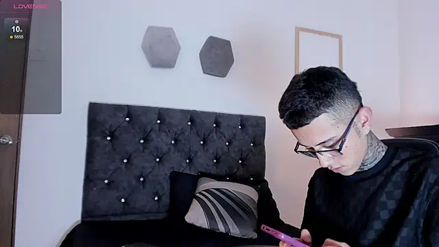 asher_lux লাইভ XXX চ্যাট