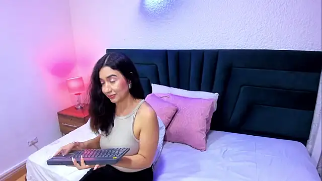 VictoriaRouge_ Live XXX-chat