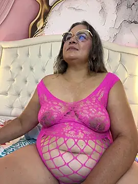 Lucy_Milf_474's Live XXX Chat