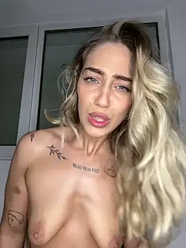 Chat +18 de ZenyShy ao vivo