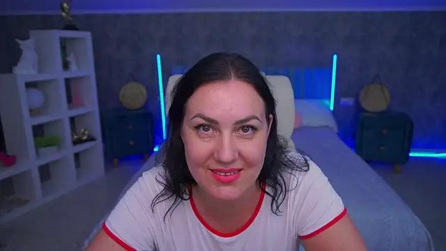 دردشة VelvetLuck الجنسية المباشرة