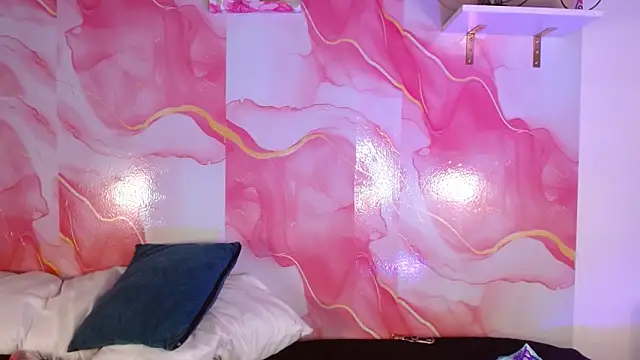 hellenngp 即時 XXX 聊天