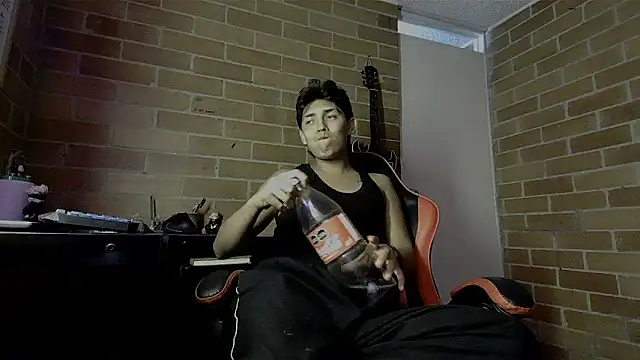 ethann2_ live XXX chat