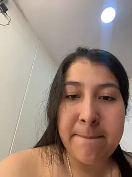 Chat XXX en directo de evelyn_1702
