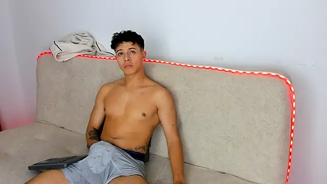 _Alex_Coltonのウェブカメラショー