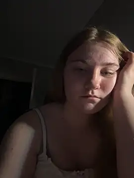 XXX chat uživo modela Flowers889